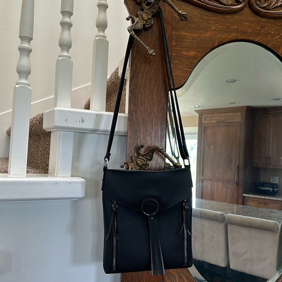 As new. Mia and Luca crossbody. - Picture 2 of 10